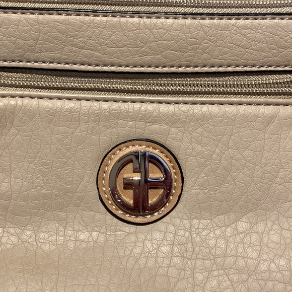 Giana Bernini bag. - Picture 2 of 9